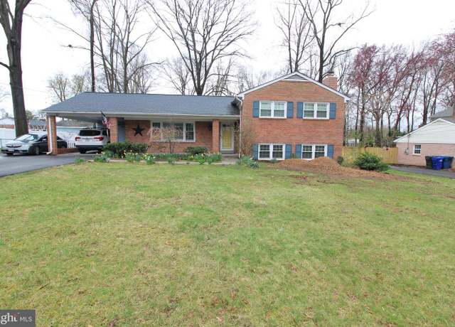 Property at 4401 Jackson Pl, Alexandria, VA 22309, 4 beds, 3 baths
