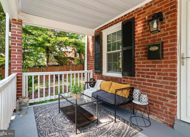 Property at 5909 Edgehill Dr, Alexandria, VA 22303, 3 beds, 2.5 baths