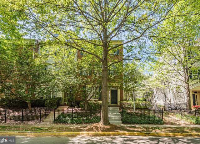 Property at 20347 Bowfonds St, Ashburn, VA 20147, 3 beds, 2.5 baths