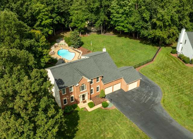 Property at 12588 Curling Rd, Manassas, VA 20112, 4 beds, 3.5 baths
