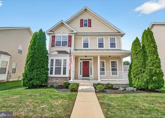 Property at 225 Colonial Dr, Charles Town, WV 25414, 3 beds, 2.5 baths