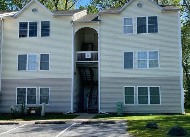 Property at 216-C Highland Blvd #77, New Castle, DE 19720, 2 beds, 2 baths