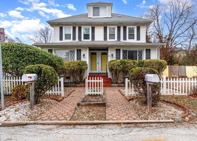 Property at 8 & 10 Gibbons Blvd, Cockeysville, MD 21030, 6 beds, 7.5 baths