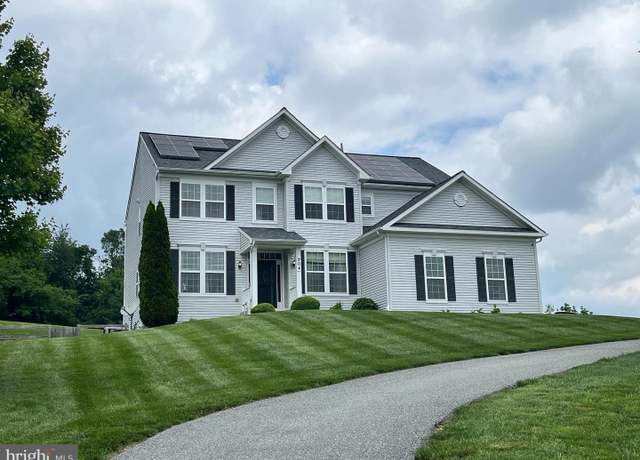Property at 904 Open Field Ct, Westminster, MD 21157, 5 beds, 3.5 baths
