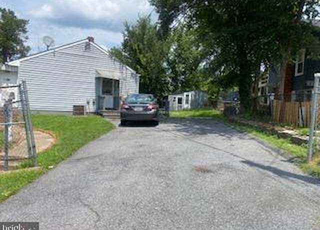 Property at 5500 Decatur St, Hyattsville, MD 20781, 5 beds, 2 baths