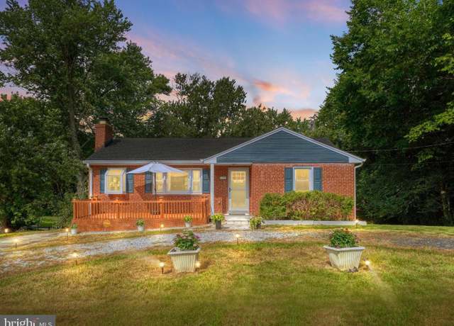 Property at 6305 Middleton Ln, Temple Hills, MD 20748, 5 beds, 3 baths