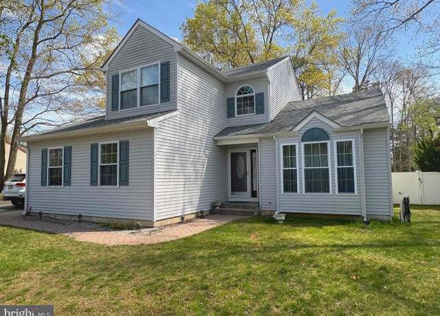 Property at 5 Megan Dr, Millville, NJ 08332, 3 beds, 2.5 baths