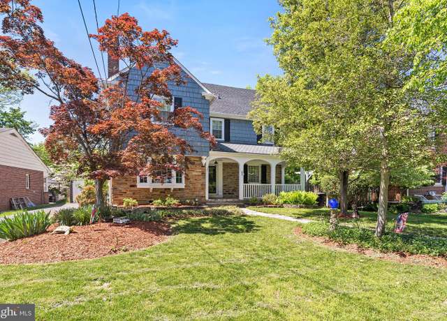 Property at 15 Kensington Ave, Trenton, NJ 08618, 6 beds, 2.5 baths