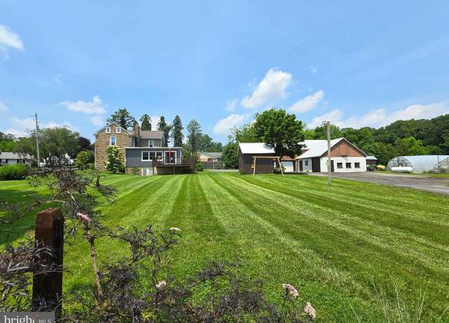 Property at 11 Clay Valley Rd, Fleetwood, PA 19522, 3 beds, 2 baths