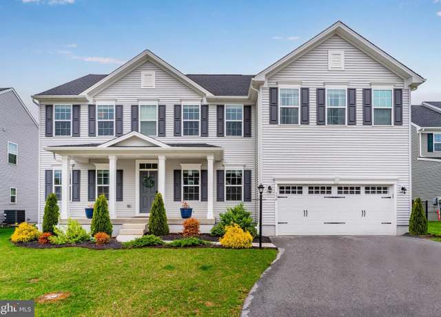 Property at 134 Grayhawk Way S, Mechanicsburg, PA 17050, 5 beds, 4.5 baths