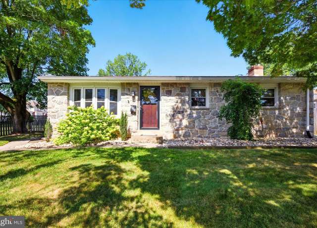 Property at 323 Pikeland Ave, Spring City, PA 19475, 3 beds, 1.5 baths