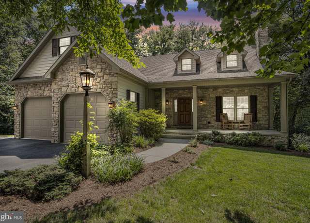 Property at 362 Aberdeen Rd, Elizabethtown, PA 17022, 4 beds, 2.5 baths