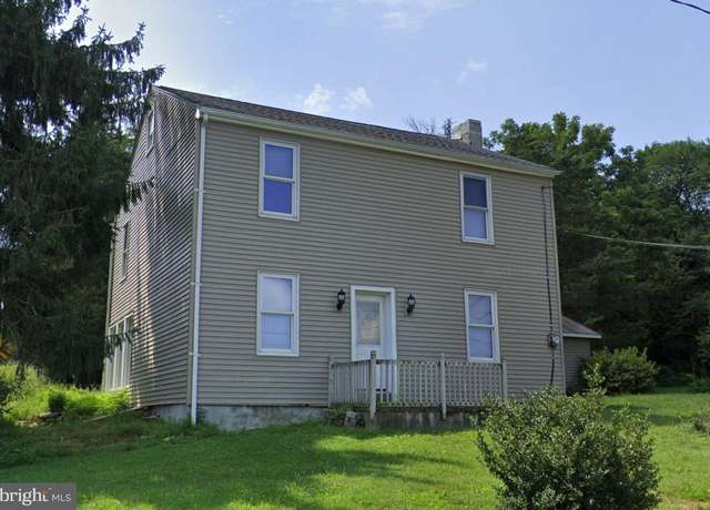 Property at 4108 Huckleberry Rd, Allentown, PA 18104, 4 beds, 2 baths