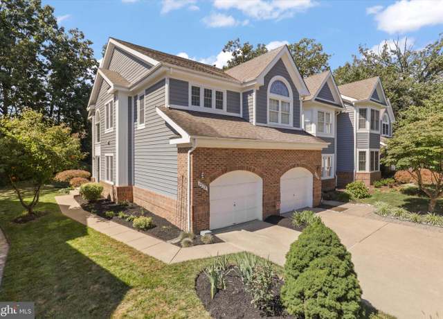 Property at 1270 Woodbrook Ct, Reston, VA 20194, 3 beds, 3.5 baths
