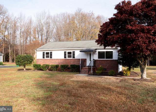 Property at 10312 Jamestown Rd, Ashland, VA 23005, 3 beds, 2 baths