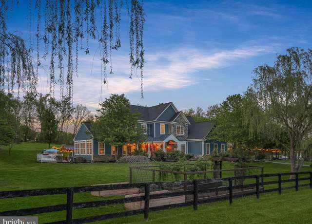 Property at 36946 Elaine Pl, Purcellville, VA 20132, 4 beds, 4.5 baths