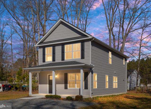 Property at 376 Piney Forest Dr, Colonial Beach, VA 22443, 3 beds, 2.5 baths