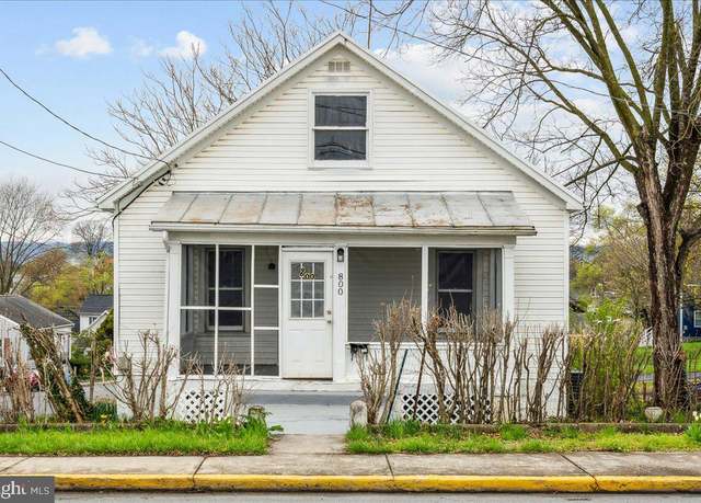 Property at 800 N High, Martinsburg, WV 25404, 3 beds, 2 baths