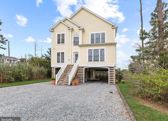 Property at 9 Burrwood Ct, Millsboro, DE 19966, 3 beds, 2.5 baths