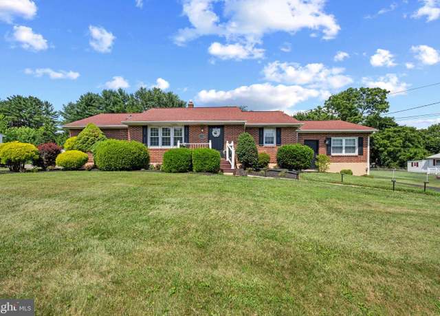 Property at 1724 Deer Park Rd, Finksburg, MD 21048, 5 beds, 3 baths