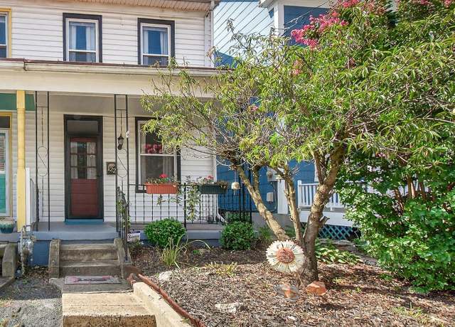 Property at 122 E 7th St, Frederick, MD 21701, 3 beds, 3 baths