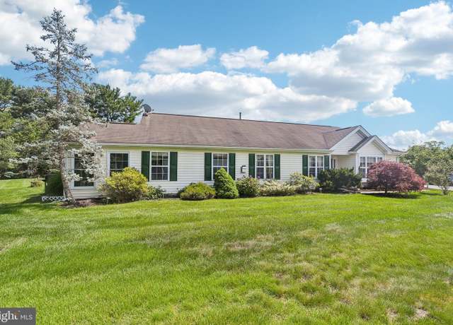 Property at 110 Maple Leaf Cir, Sewell, NJ 08080, 2 beds, 2 baths