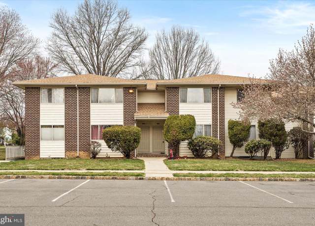 Property at 704 Brian Ct, Princeton, NJ 08540, 2 beds, 1.5 baths