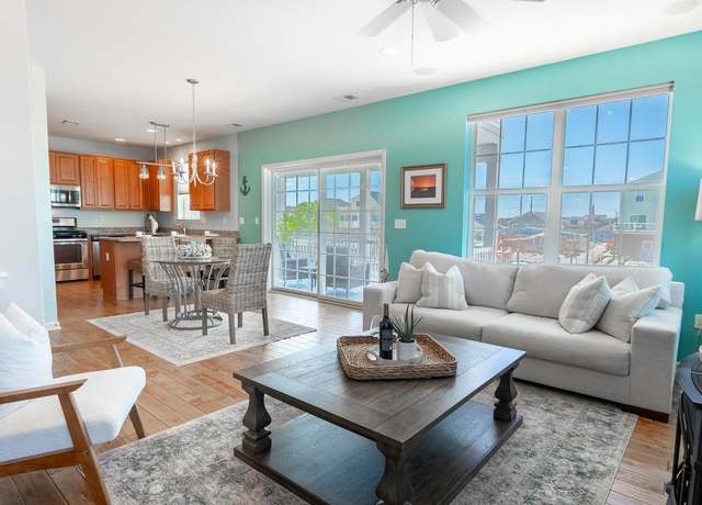 Property at 43 W Susquehanna Dr, Little Egg Harbor Twp, NJ 08087, 4 beds, 3.5 baths