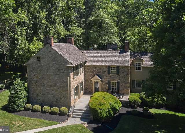 Property at 3257 Edison Furlong Rd, Furlong, PA 18925, 4 beds, 2.5 baths