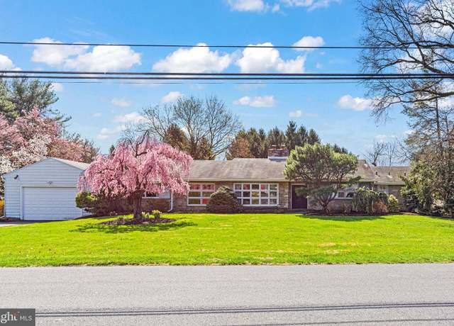 Property at 1625 Mitchell Rd, Harrisburg, PA 17110, 3 beds, 2.5 baths