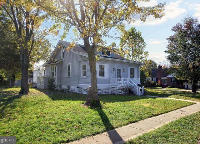 Property at 2530 18th St N, Arlington, VA 22201, 4 beds, 3 baths