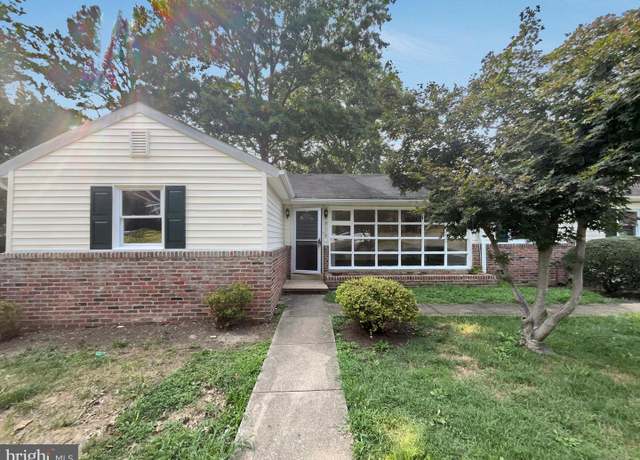 Property at 8114 Fort Hunt Rd, Alexandria, VA 22308, 4 beds, 3 baths