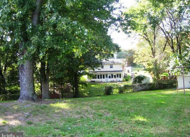 Property at 3213 Bradford St, Woodbridge, VA 22193, 3 beds, 1 bath
