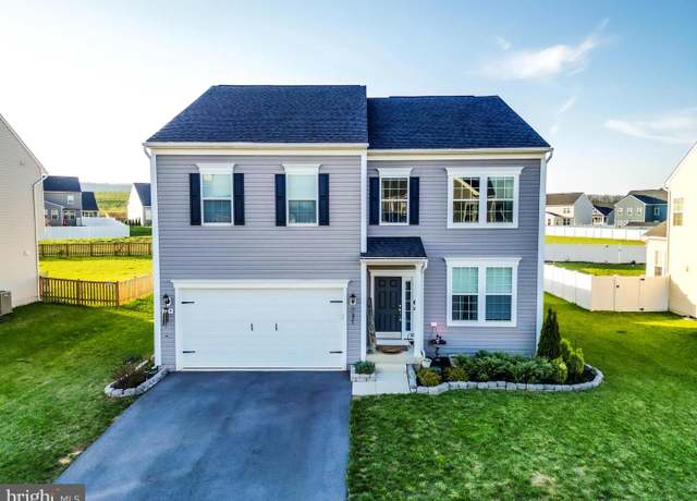 Property at 189 Voltaire St, Gerrardstown, WV 25420, 4 beds, 3.5 baths
