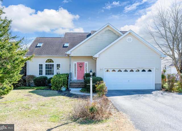 Property at 38472 Milda Dr, Ocean View, DE 19970, 3 beds, 2.5 baths