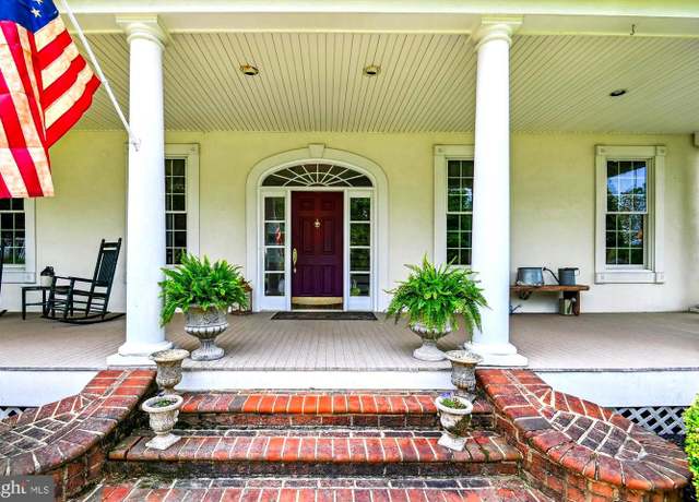 Property at 1918 Mackiebeth Ct, Annapolis, MD 21401, 4 beds, 3.5 baths