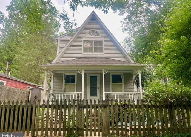 Property at 413 Grove Ave, Washington Grove, MD 20880, 2 beds, 1.5 baths