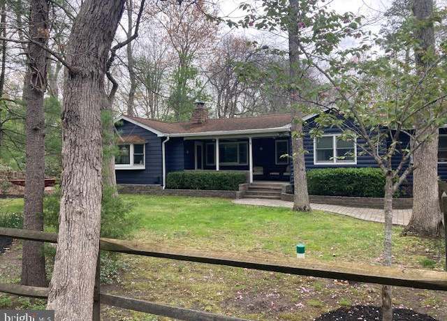 Property at 5 Big Look Trl, Medford, NJ 08055, 3 beds, 2 baths