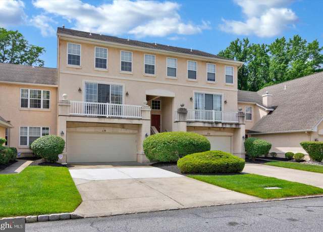 Property at 19 Buckingham Pl, Cherry Hill, NJ 08003, 3 beds, 2.5 baths