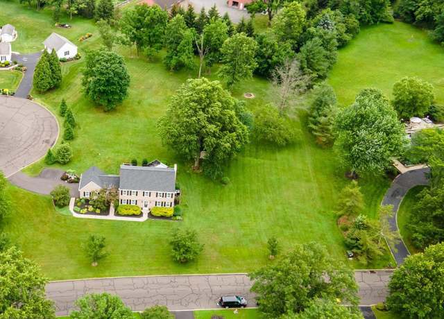 Property at 5758 Belmont Manor Dr, Pipersville, PA 18947, 4 beds, 3.5 baths
