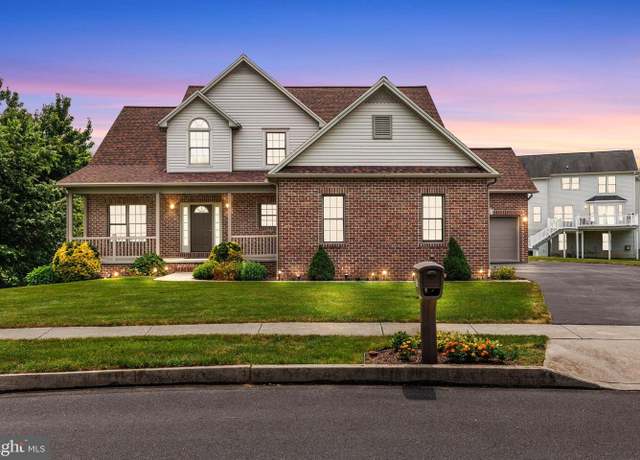 Property at 5255 Aldersgate Cir, Mechanicsburg, PA 17050, 3 beds, 3.5 baths