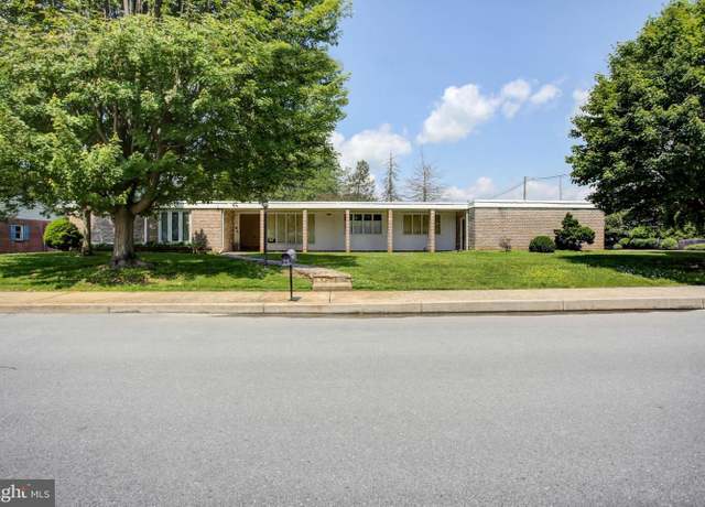 Property at 1691 Wilson Ave, Chambersburg, PA 17201, 4 beds, 2.5 baths