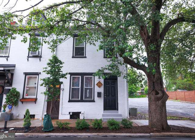 Property at 623 Marietta Ave, Lancaster, PA 17603, 4 beds, 1.5 baths