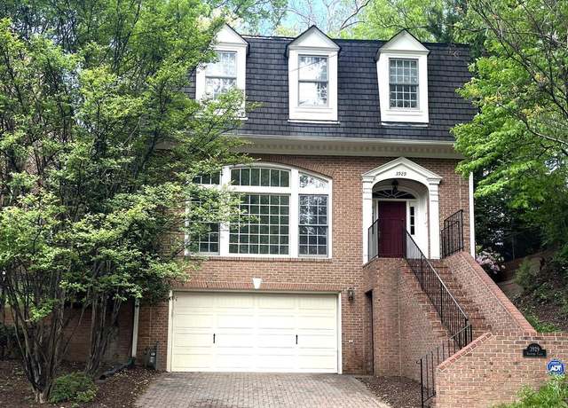 Property at 3929 Vacation Ln, Arlington, VA 22207, 3 beds, 3.5 baths
