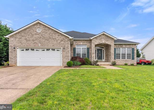 Property at 116 Wayfaring Dr, Winchester, VA 22602, 4 beds, 2.5 baths