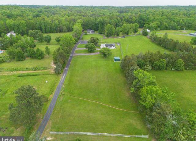 Property at 90 Homers Ln, Fredericksburg, VA 22405, 3 beds, 2 baths
