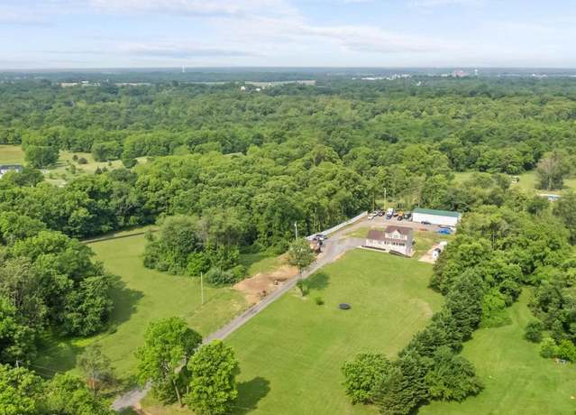 Property at 927 Persimmon Ln, Shepherdstown, WV 25443, 6 beds, 4.5 baths