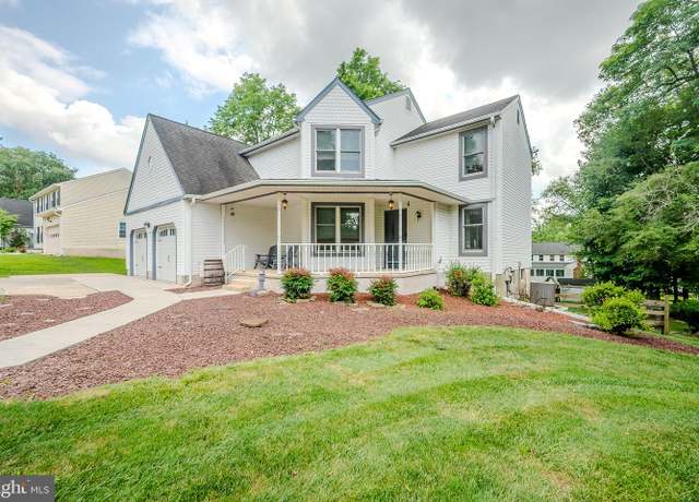 Property at 19 E Mill Station Dr, Newark, DE 19711, 4 beds, 2.5 baths
