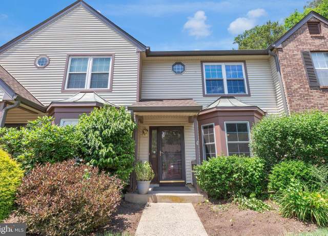 Property at 1111 Hickory Ct, Monmouth Junction, NJ 08852, 2 beds, 1.5 baths