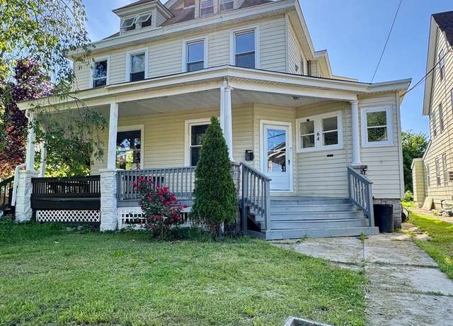 Property at 64 Eighth St, Salem, NJ 08079, 5 beds, 1.5 baths